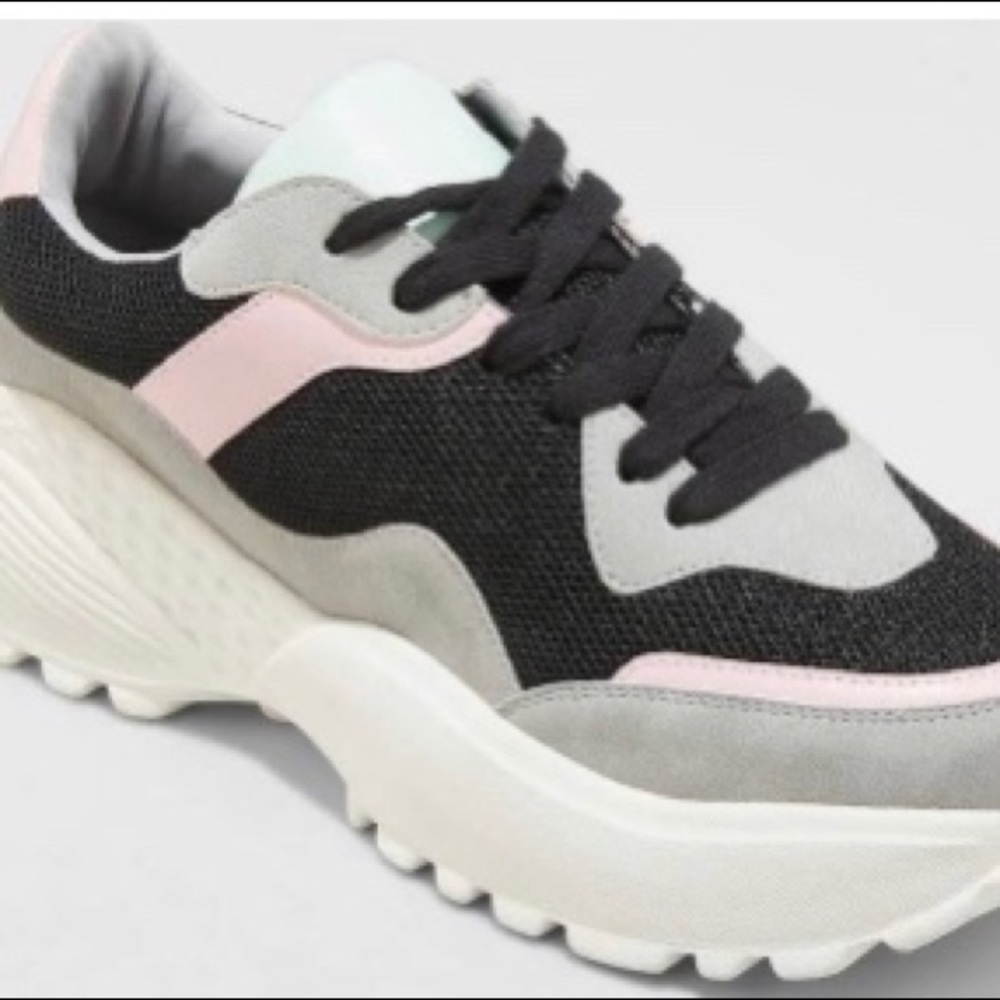 Wild Fable Sneakers